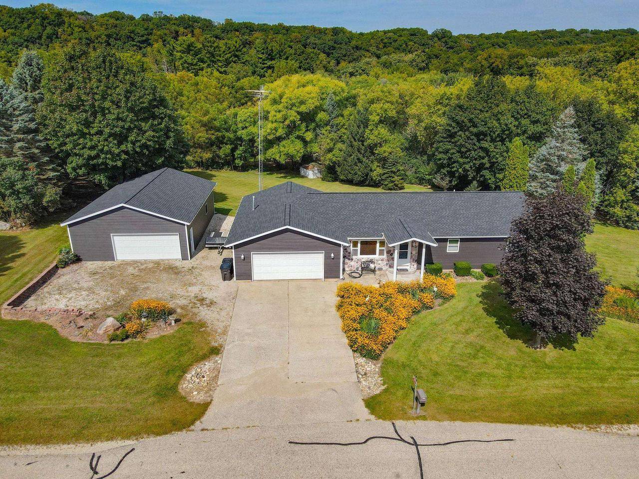 Whitewater, WI 53190,W7666 Stacey Lane