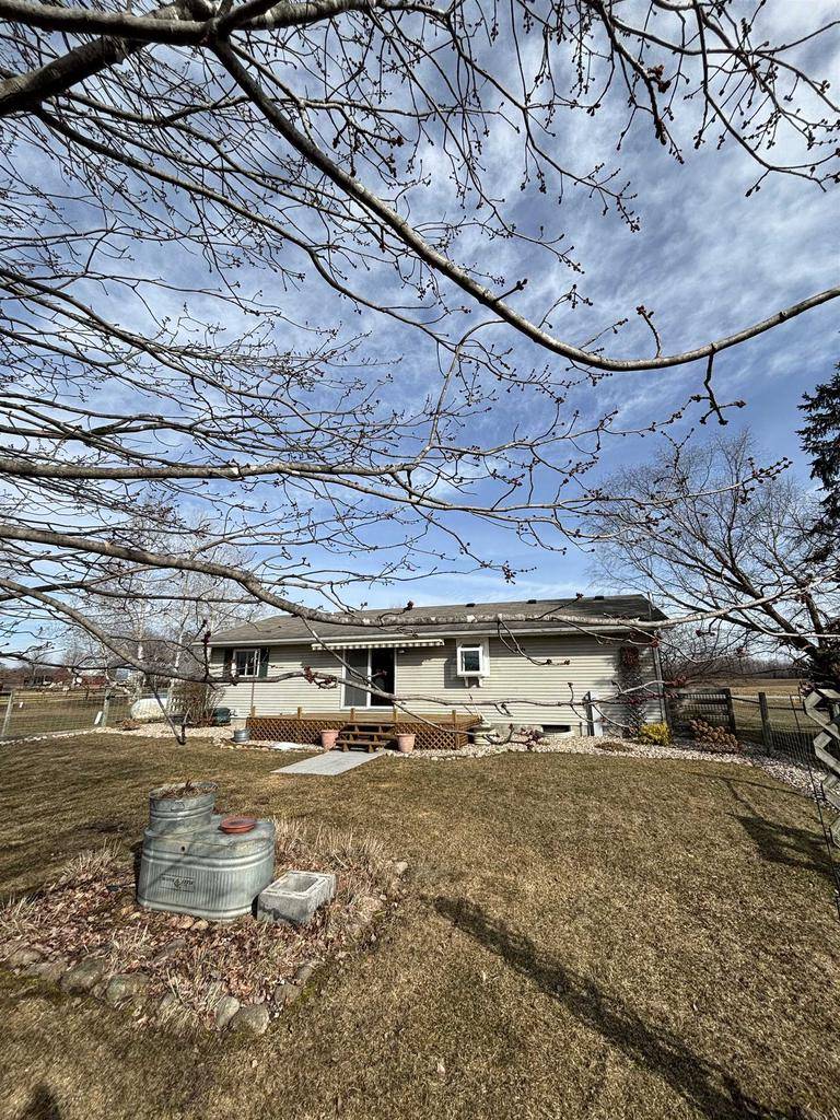 Eland, WI 54427,218938 COUNTY ROAD D