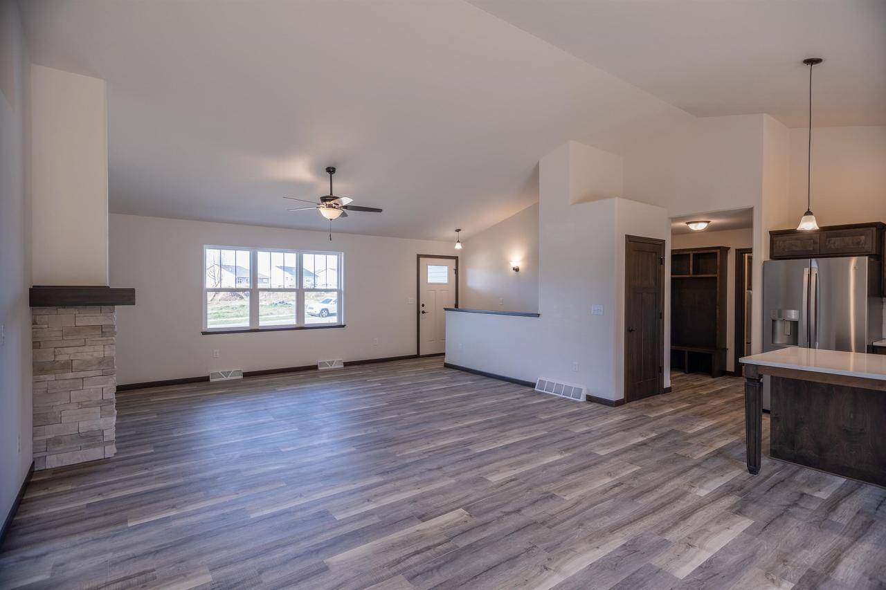 Pittsville, WI 54466,8363 JONATHAN STREET