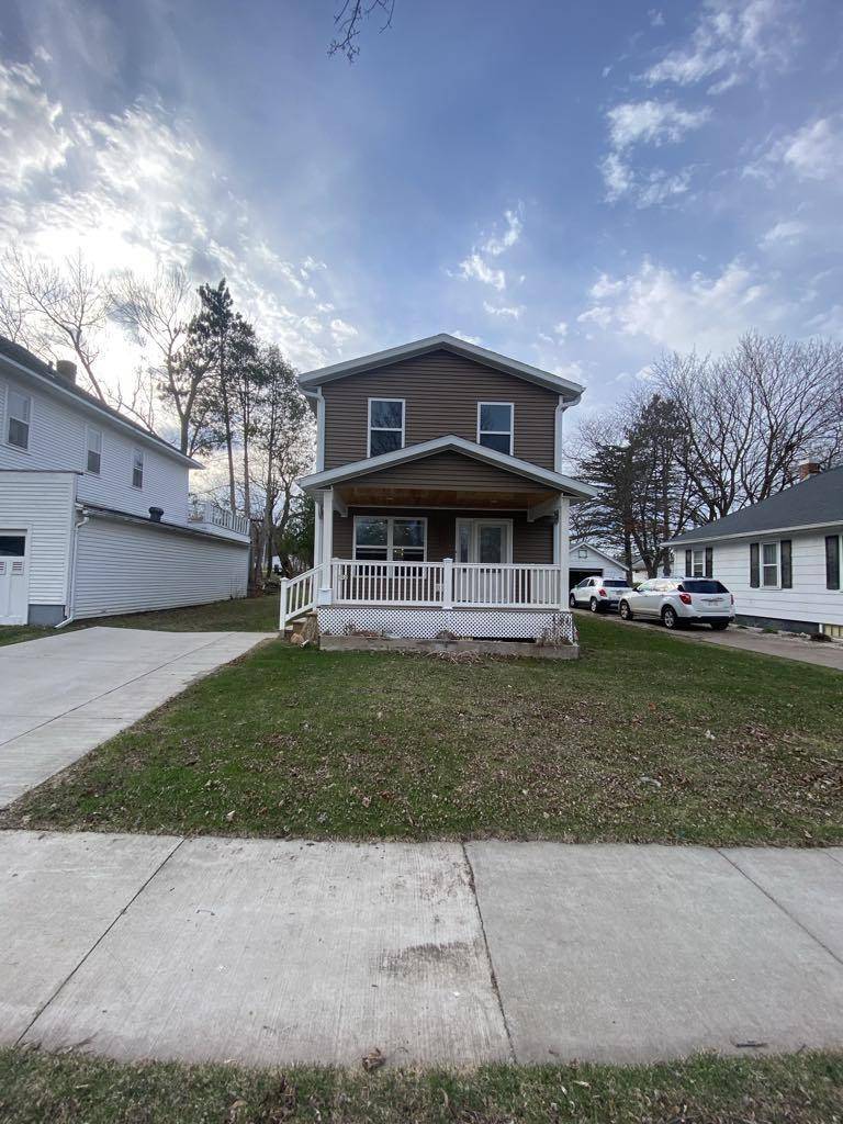 Marshfield, WI 54449,302 N PEACH AVENUE