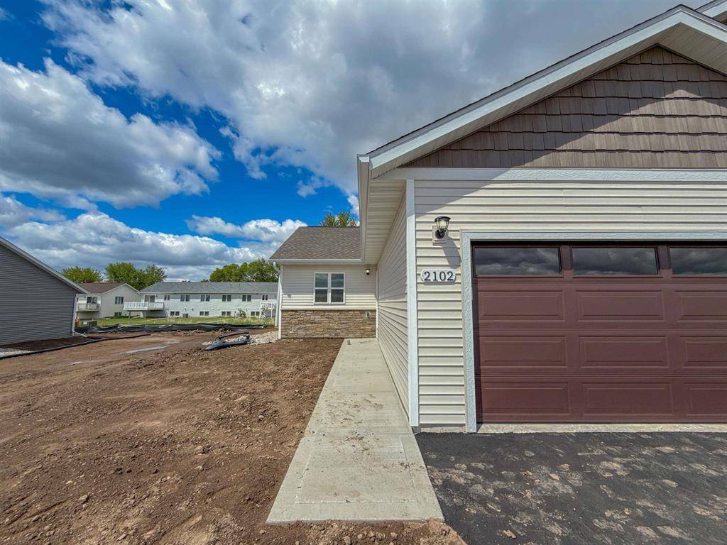 Marshfield, WI 54449,2102 S IRONWOOD AVENUE