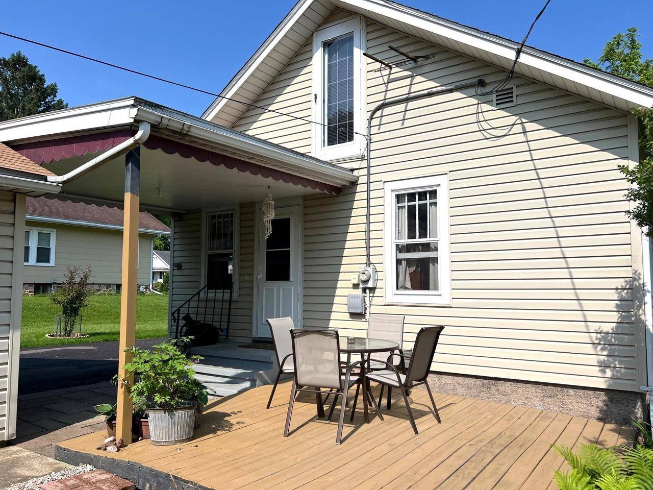 Marshfield, WI 54449,211 N CEDAR AVENUE