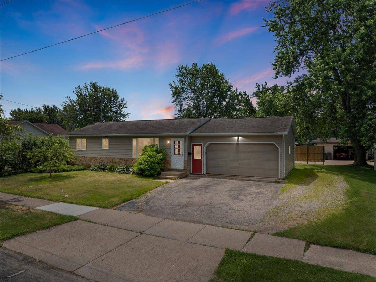 Marshfield, WI 54449,804 E 5TH STREET