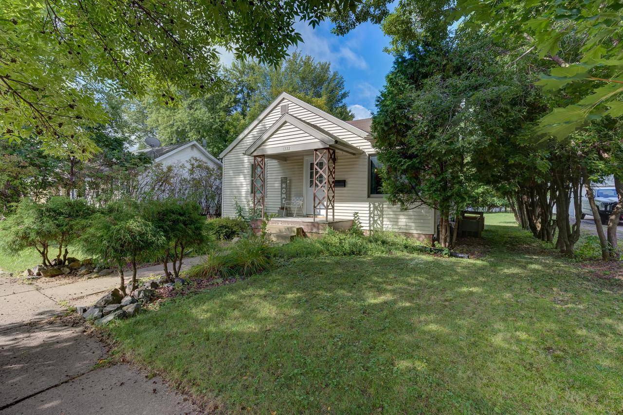 Wausau, WI 54401,1222 S 5TH AVENUE