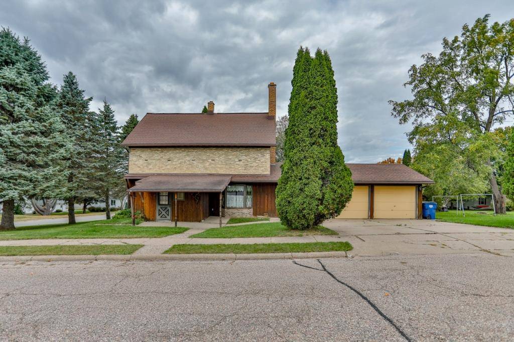 Marathon, WI 54448,808 5TH STREET