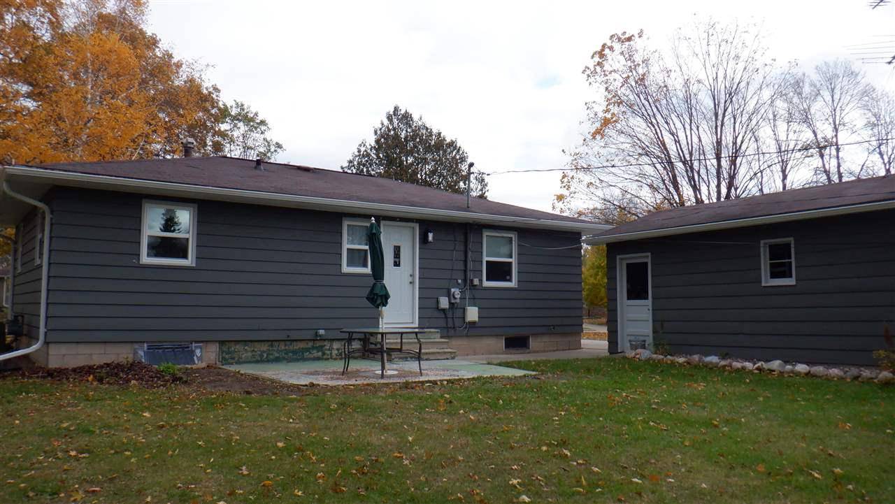 Shawano, WI 54166,1119 S WEED STREET