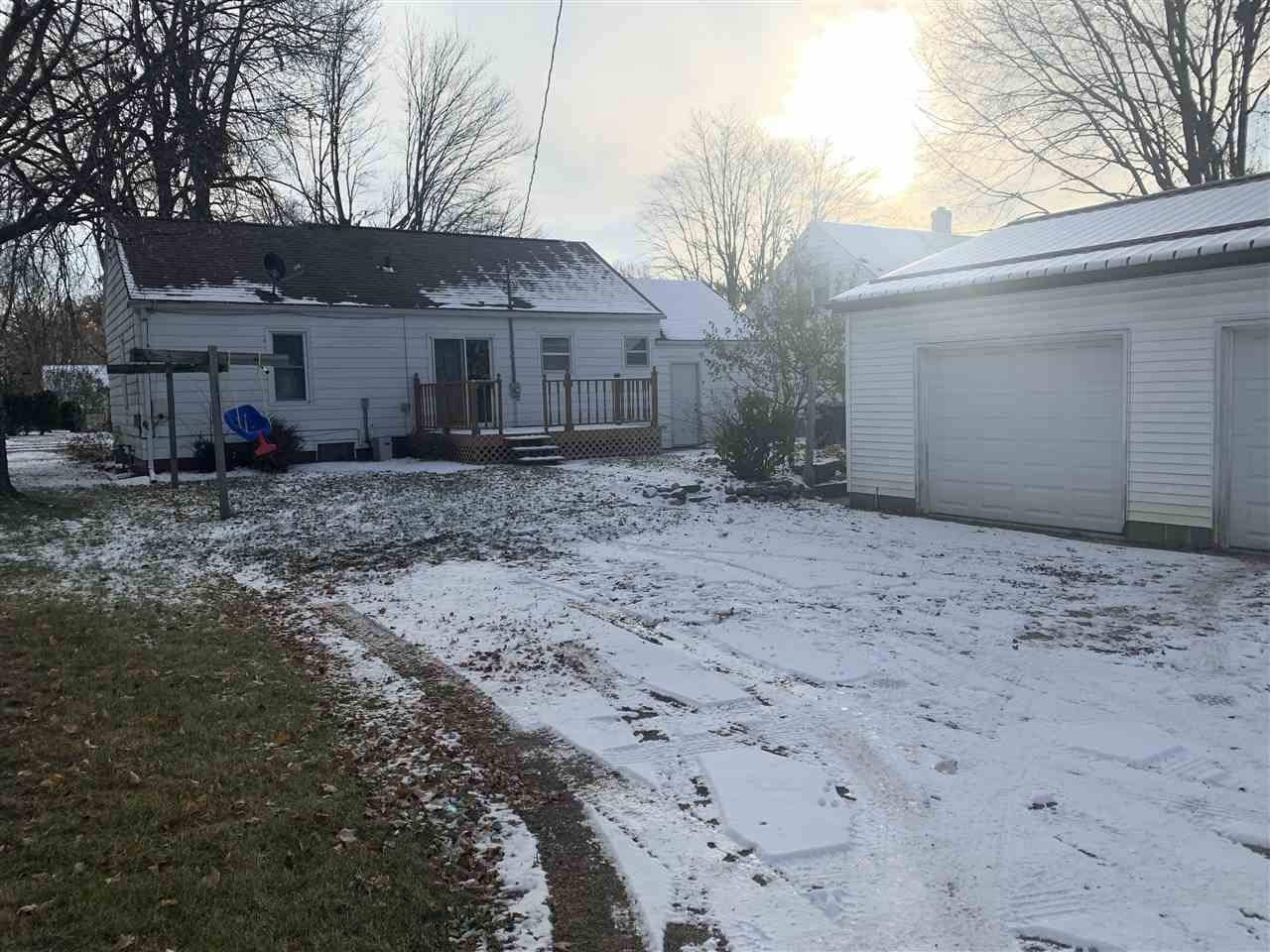 Shawano, WI 54166,921 S SAWYER STREET