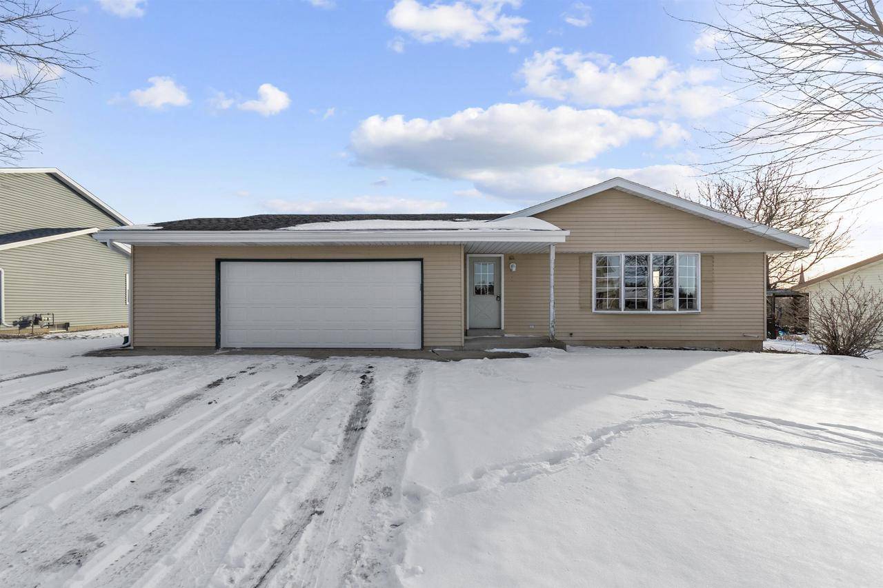 Theresa, WI 53091,245 HIGHLANDER BOULEVARD