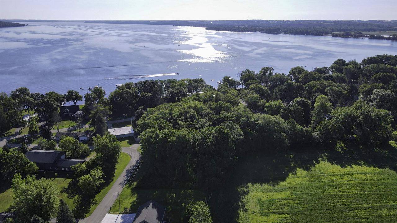 Markesan, WI 53946,CENTER STREET