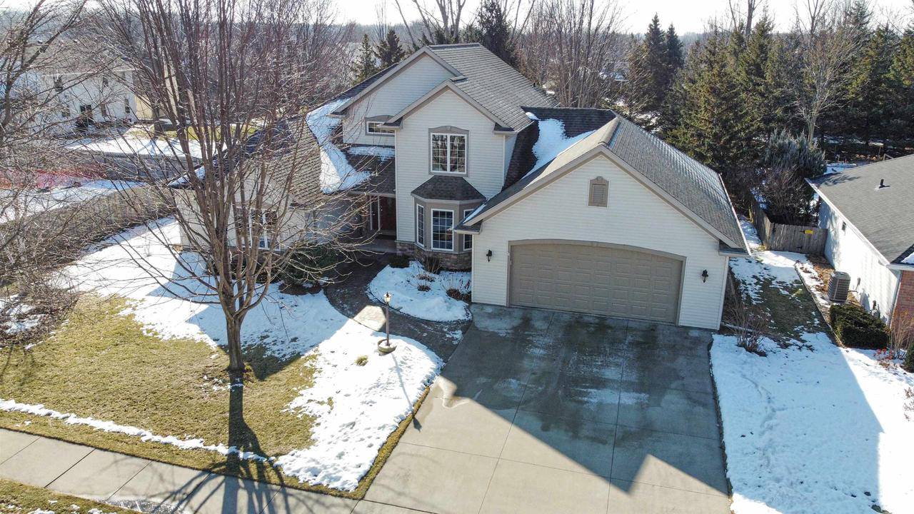 Appleton, WI 54915,1827 ORCHARD BLOSSOM DRIVE