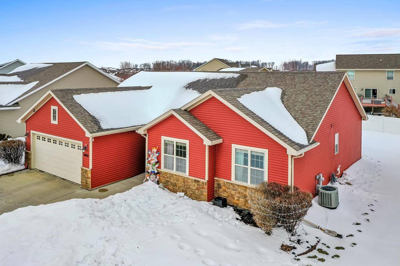 Hobart, WI 54155-9290,4835 ISABELLA CIRCLE