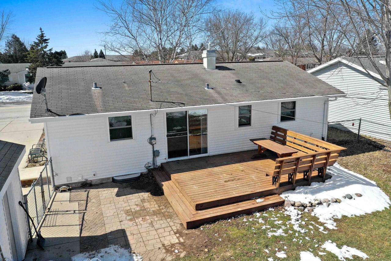 Green Bay, WI 54311,2407 MANITOWOC ROAD