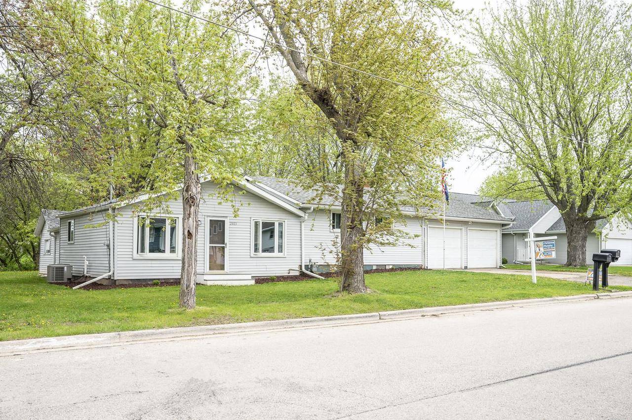 Green Bay, WI 54311,2403 VAN BEEK ROAD