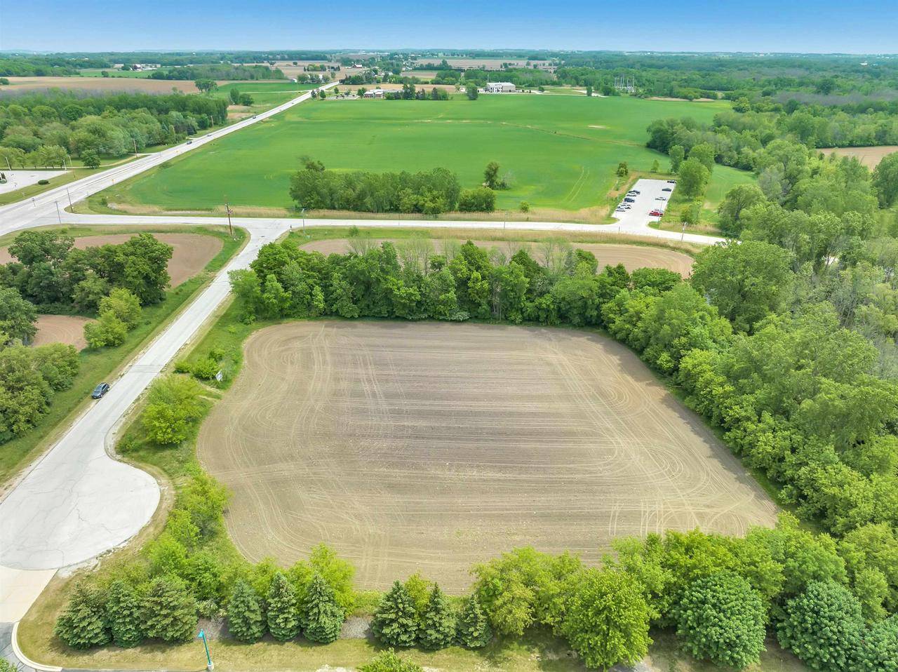 Green Bay, WI 54311,EQUESTRIAN COURT