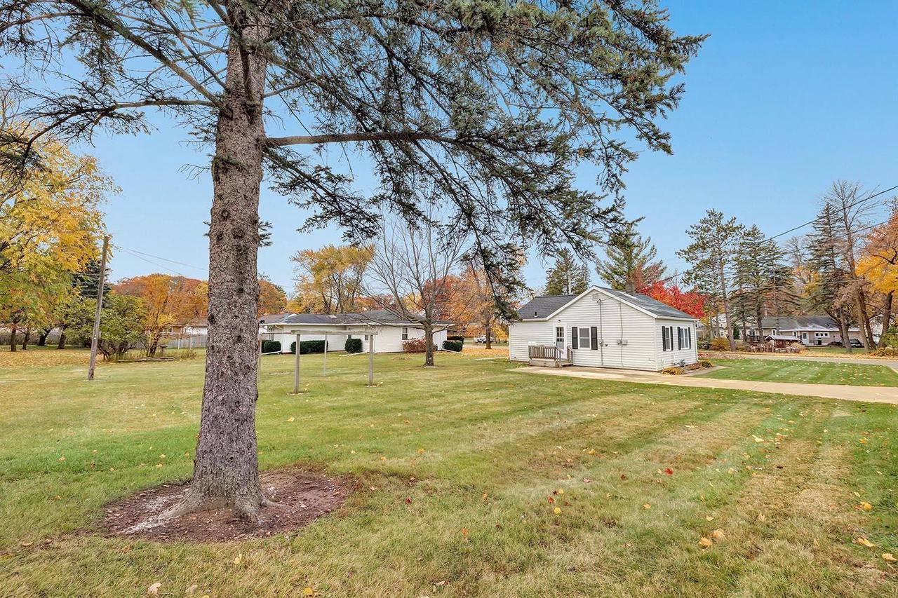 Oconto Falls, WI 54154,402 S WASHINGTON STREET