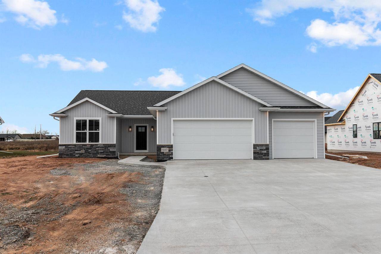 De Pere, WI 54115,1057 NUTMEG DRIVE