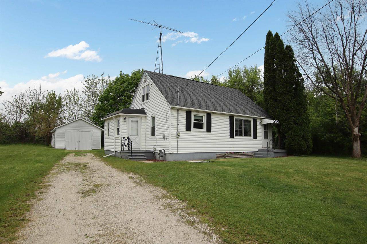 Oakfield, WI 53065,W8355 LINCOLN AVENUE