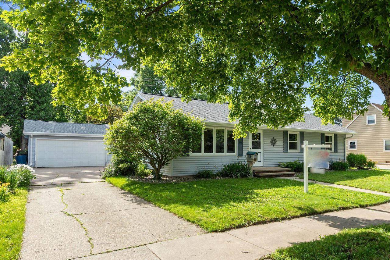 Appleton, WI 54911,2631 N ULLMAN STREET