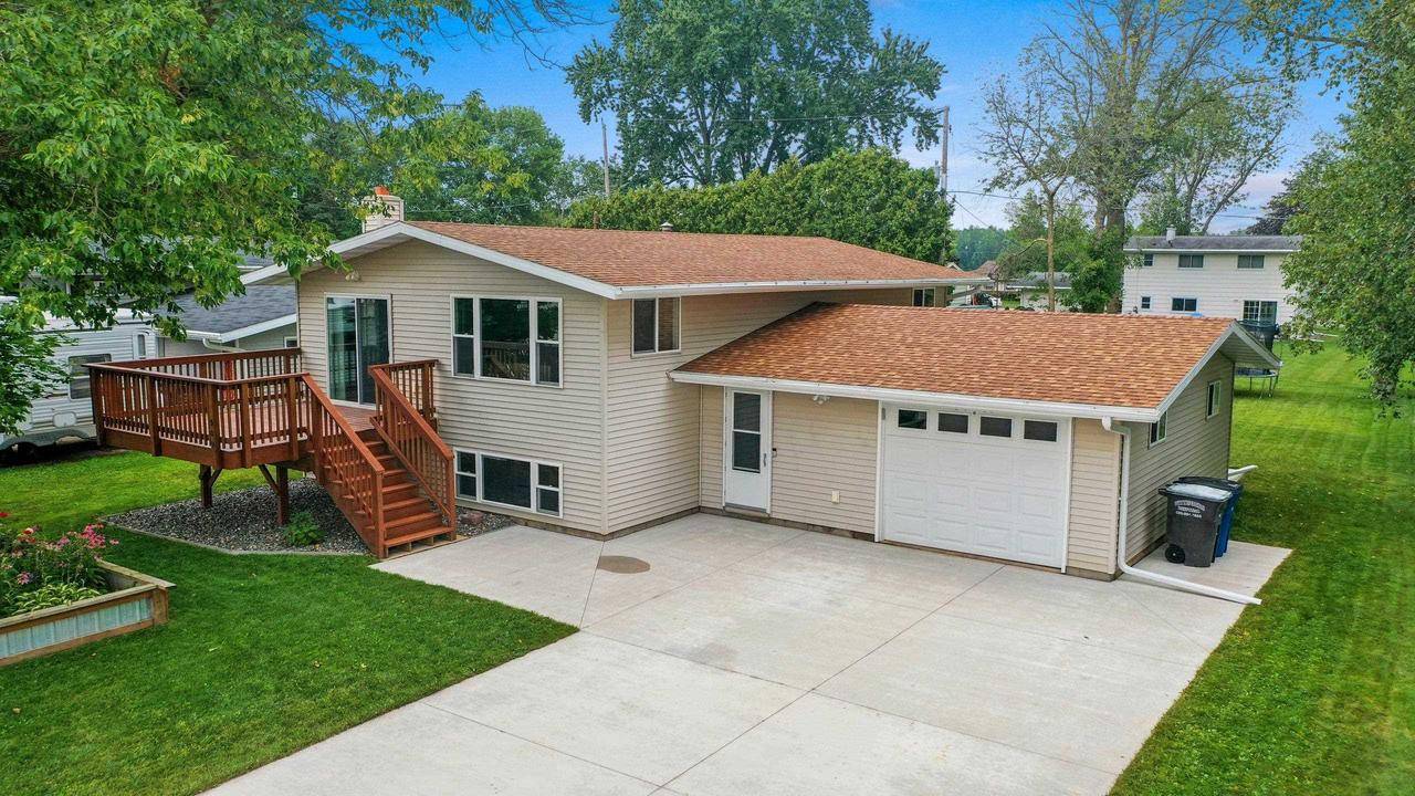 Pulaski, WI 54162,309 PARK STREET