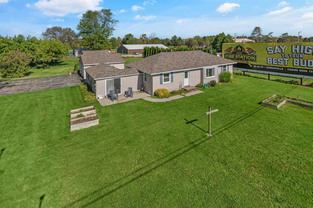 Menomonie, MI 49858,N2295 HIGHWAY M35