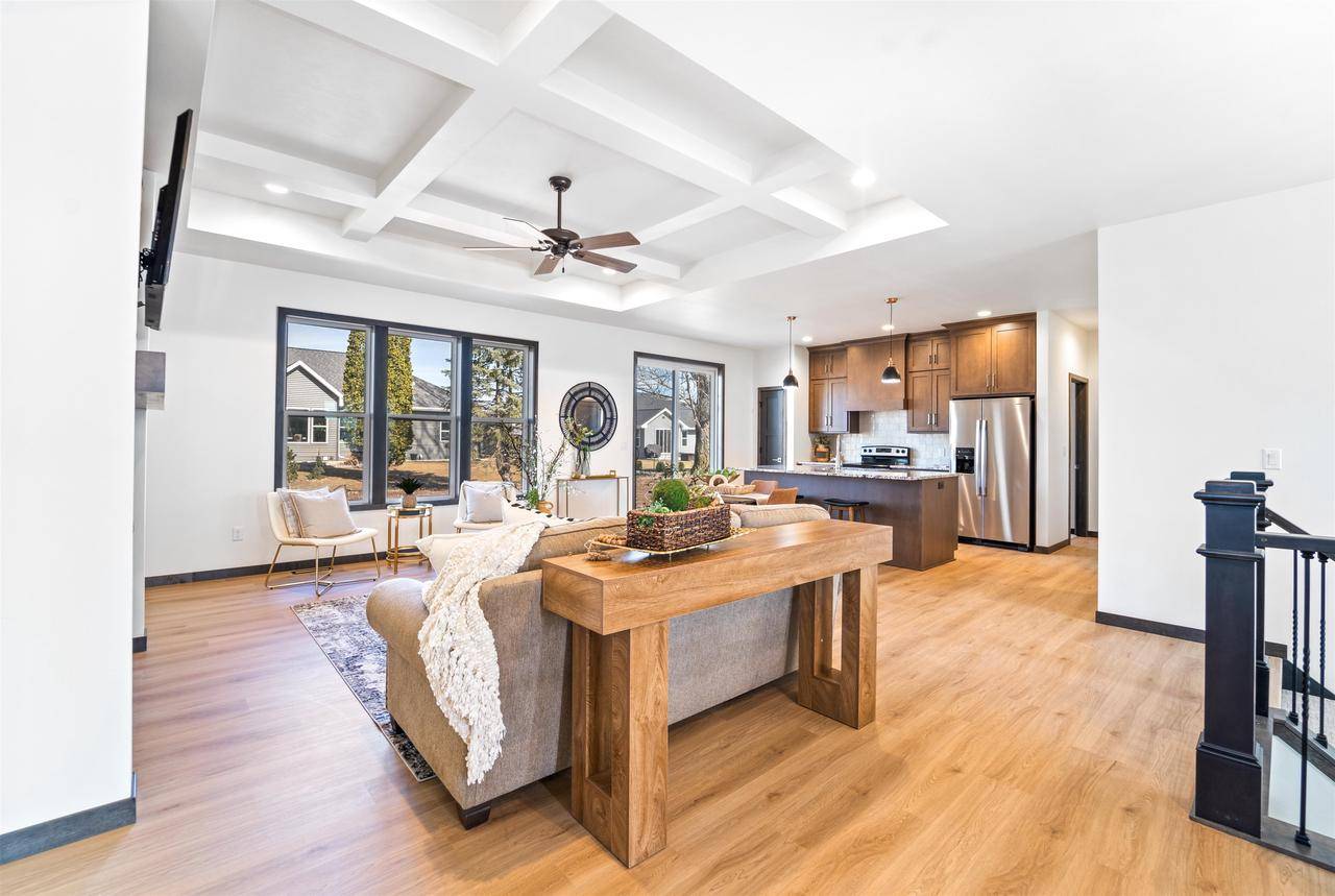 De Pere, WI 54115,1356 HIGHLAND RIDGE DRIVE