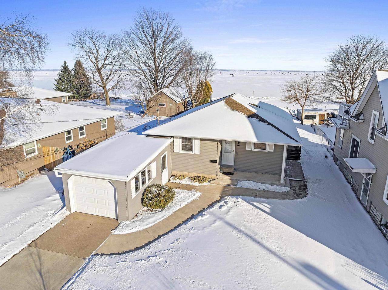 Oshkosh, WI 54901-5441,90 LAKE STREET