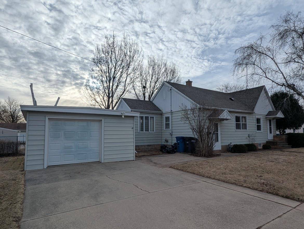 Oshkosh, WI 54902,1854 SIMPSON STREET