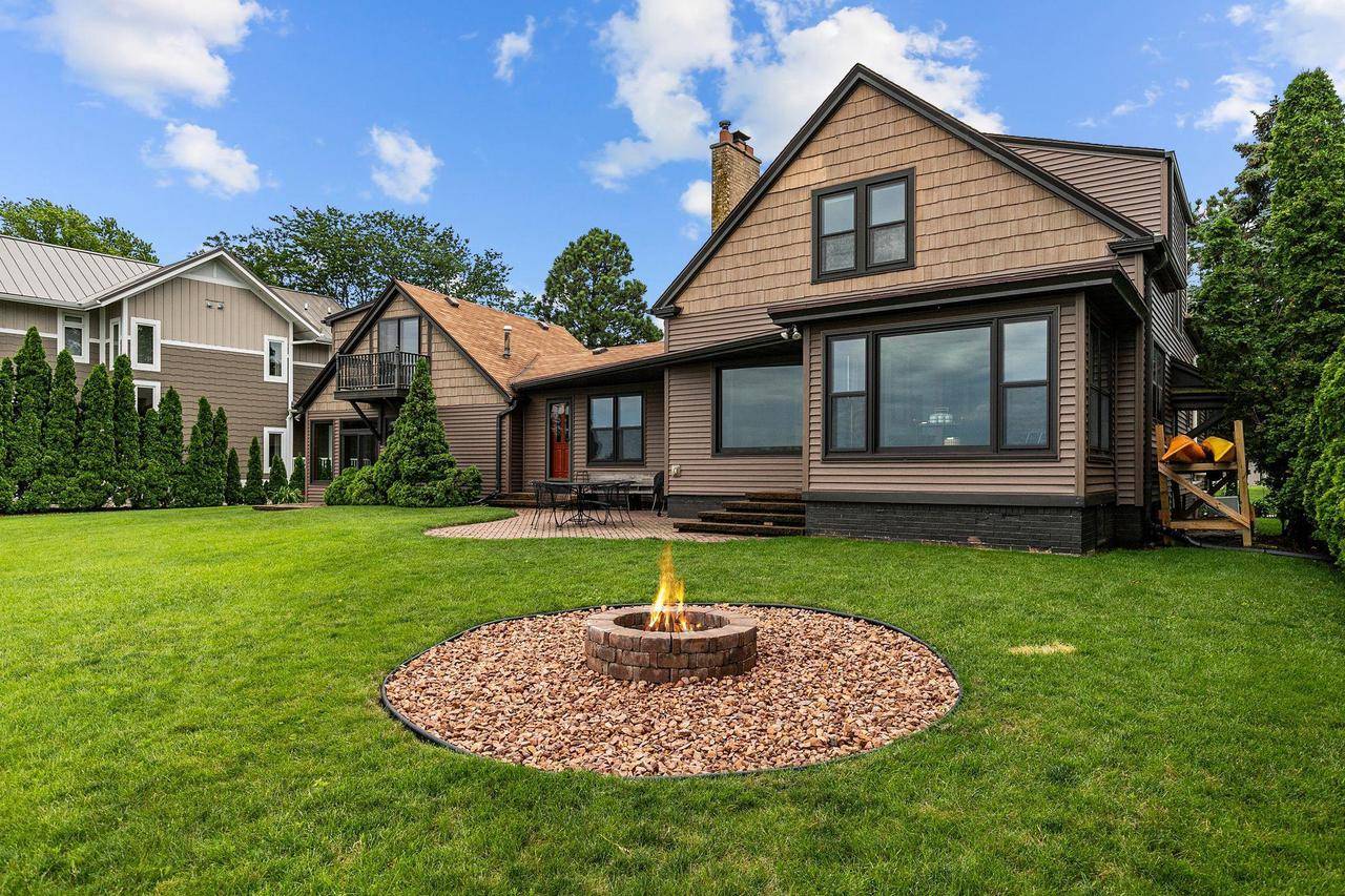 Oshkosh, WI 54901,2346 HICKORY LANE