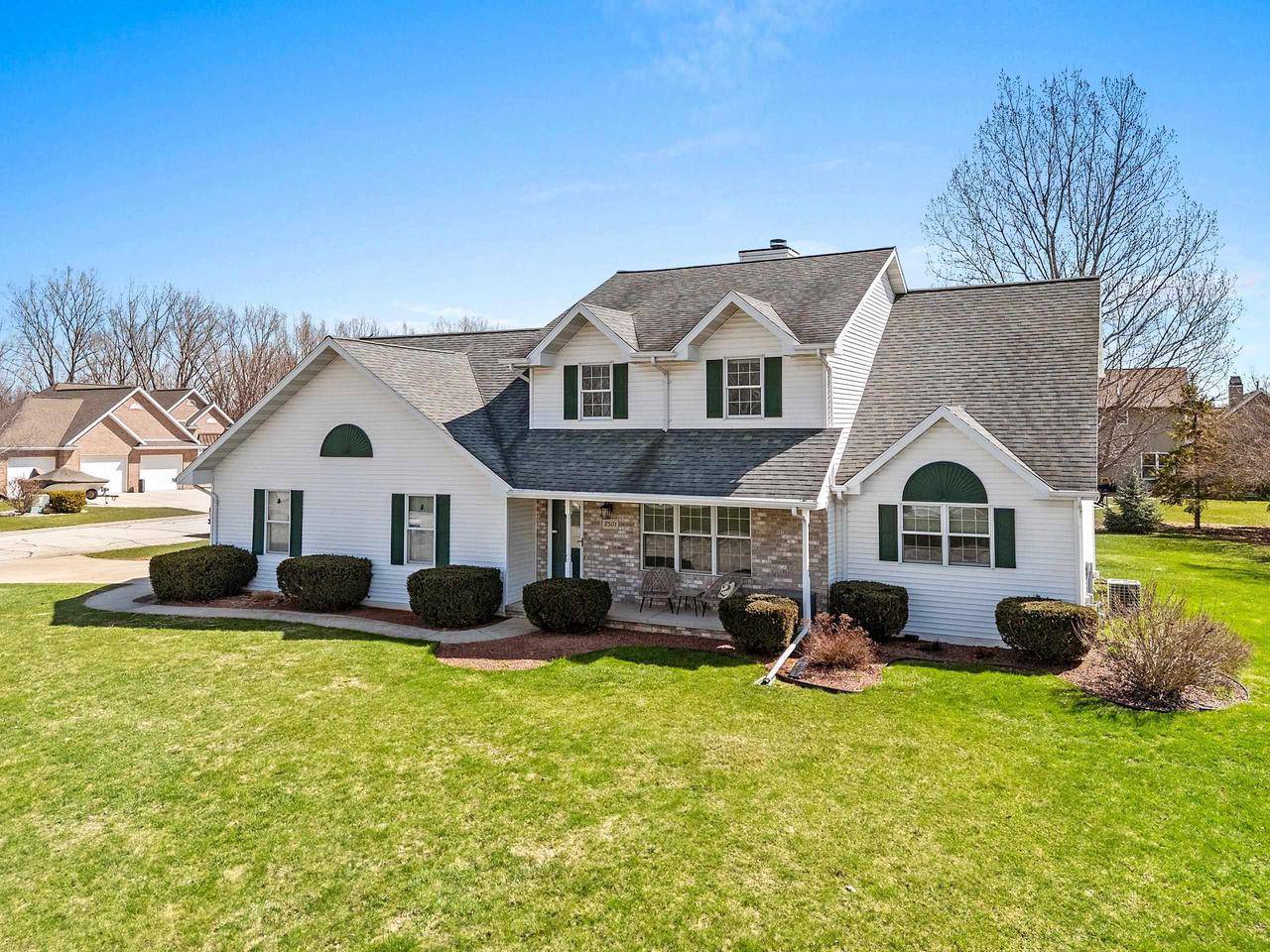 Green Bay, WI 54311-4410,2501 LOPEZ LANE