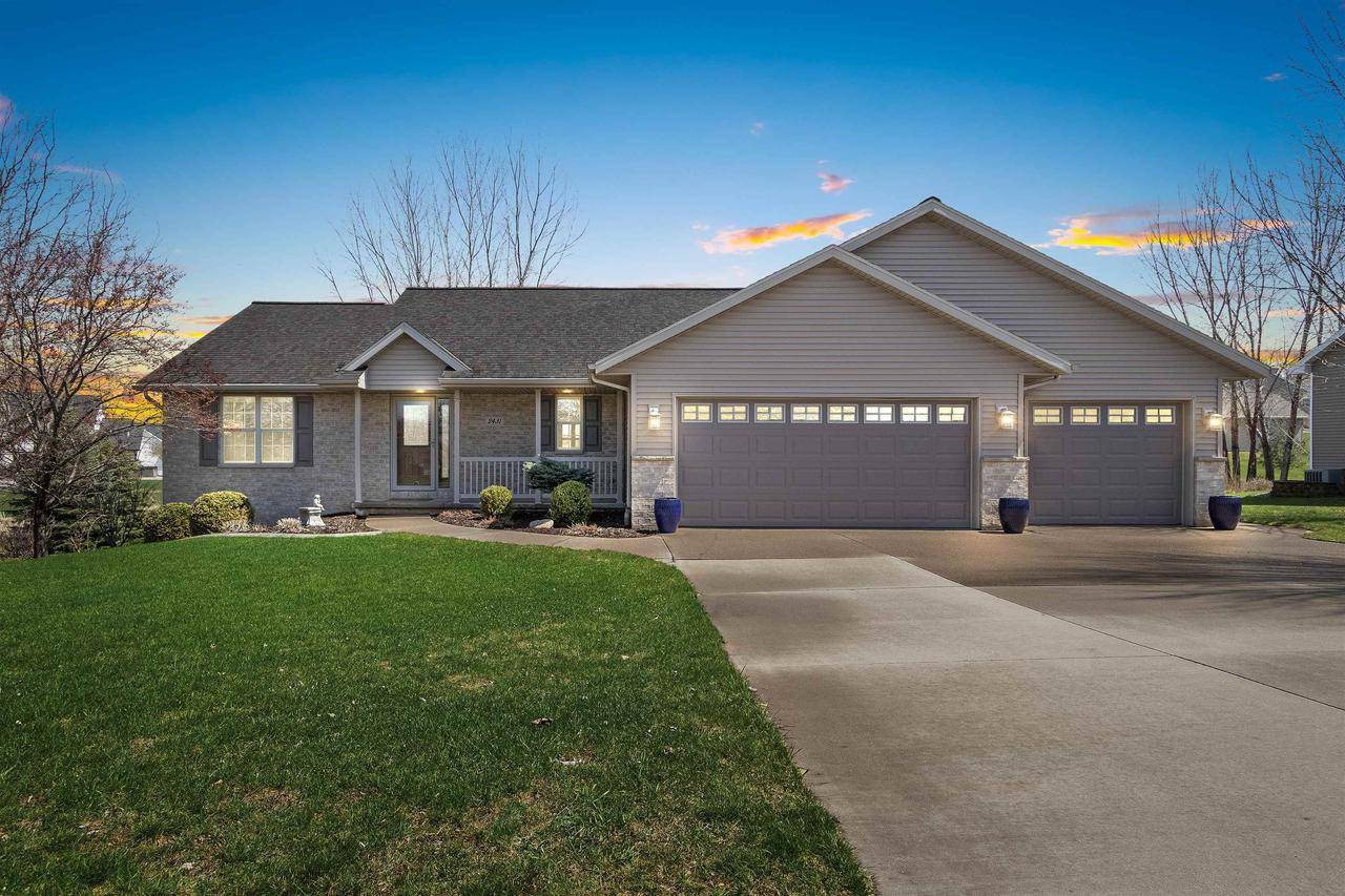 De Pere, WI 54115,2431 OAK RIDGE CIRCLE