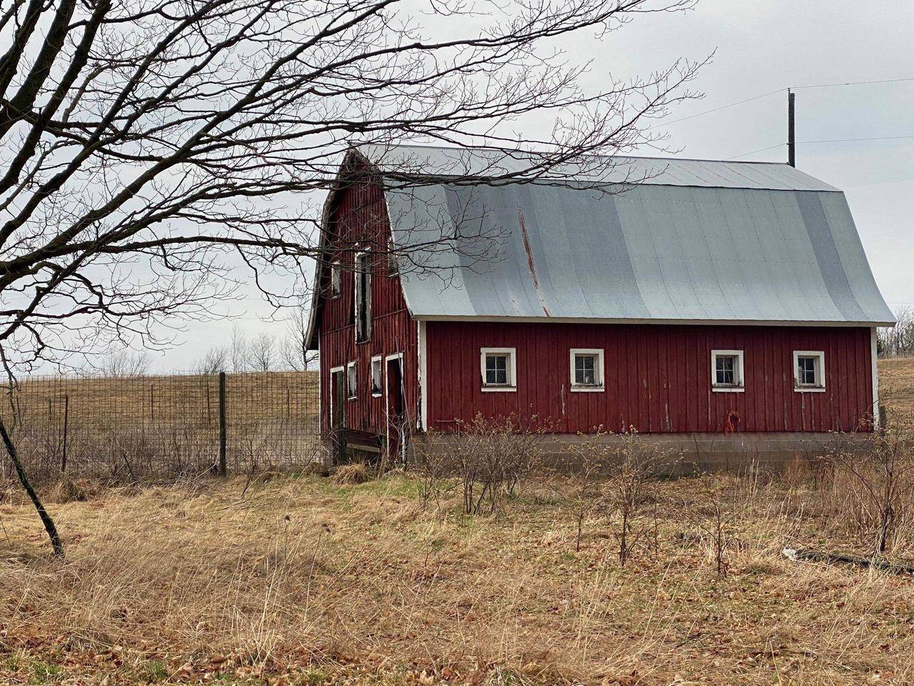 Skandia, MI 49885,186 ABRAHAMS ROAD