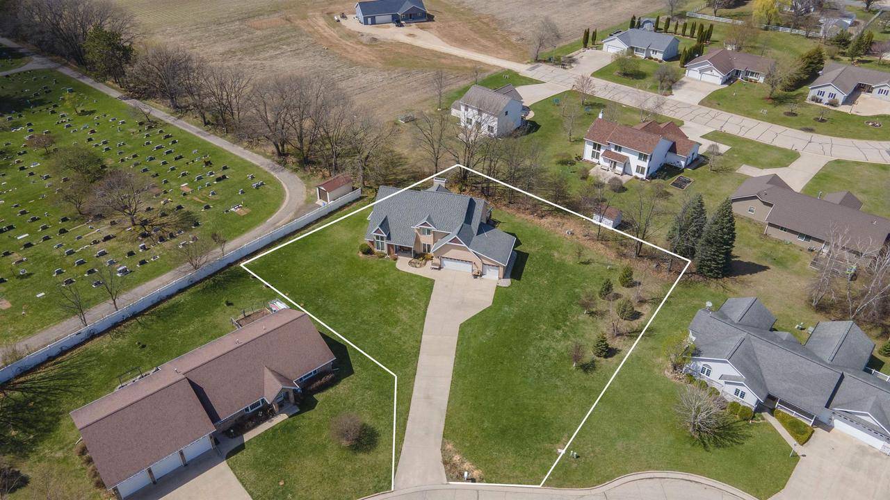 Berlin, WI 54923,521 MAPLE RIDGE ROAD