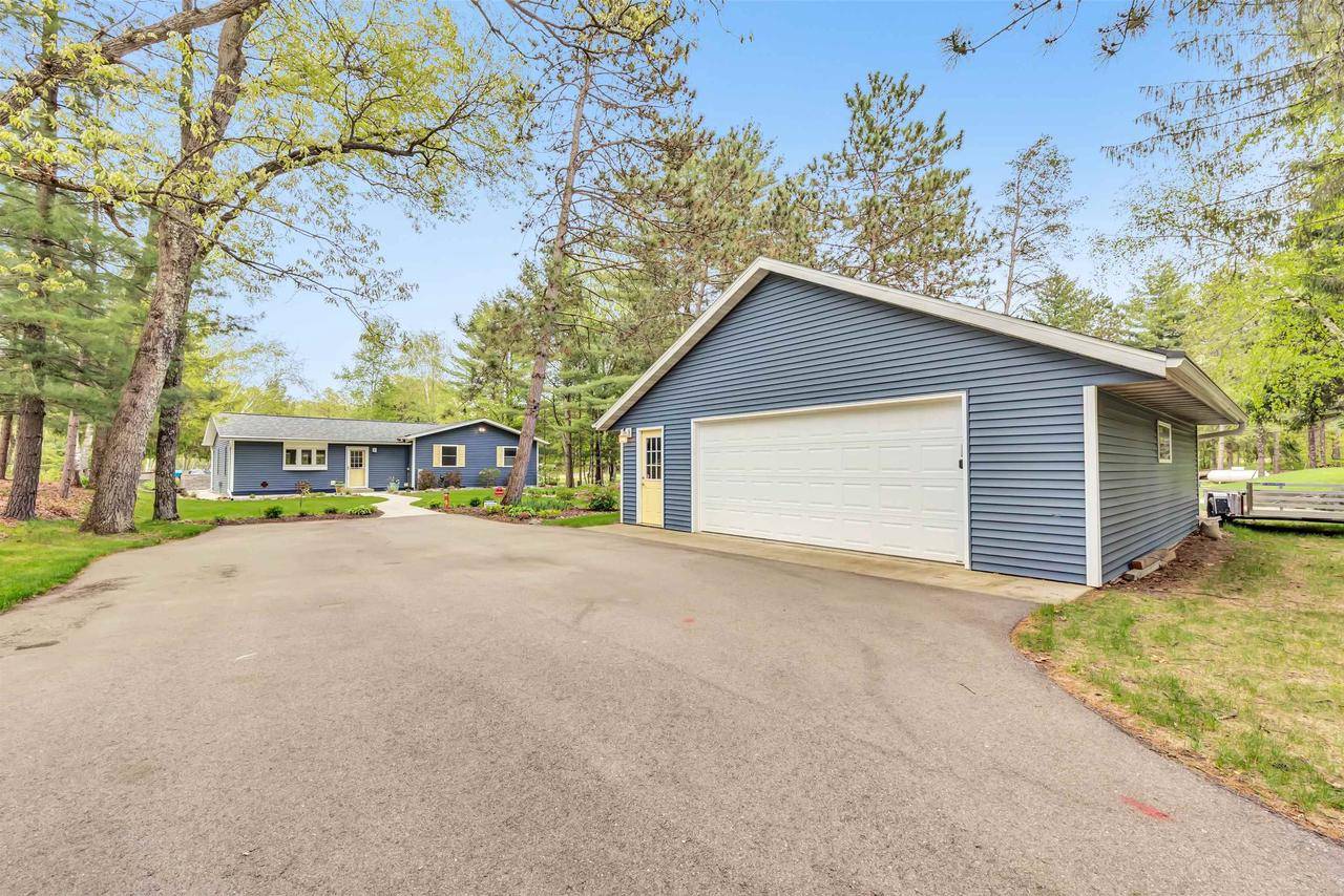 Keshena, WI 54135,N1496 BRAVE ISLAND ROAD