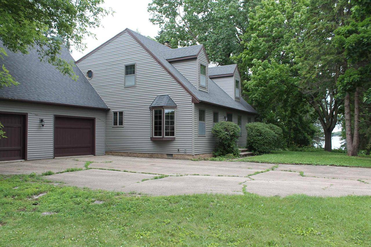 Winneconne, WI 54986-9385,620 OAK STREET