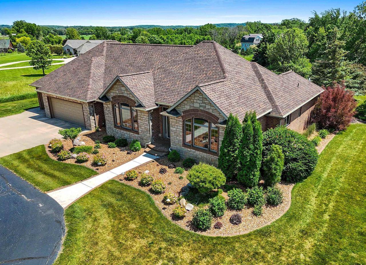 De Pere, WI 54115-8687,5391 RIVER OAKS DRIVE