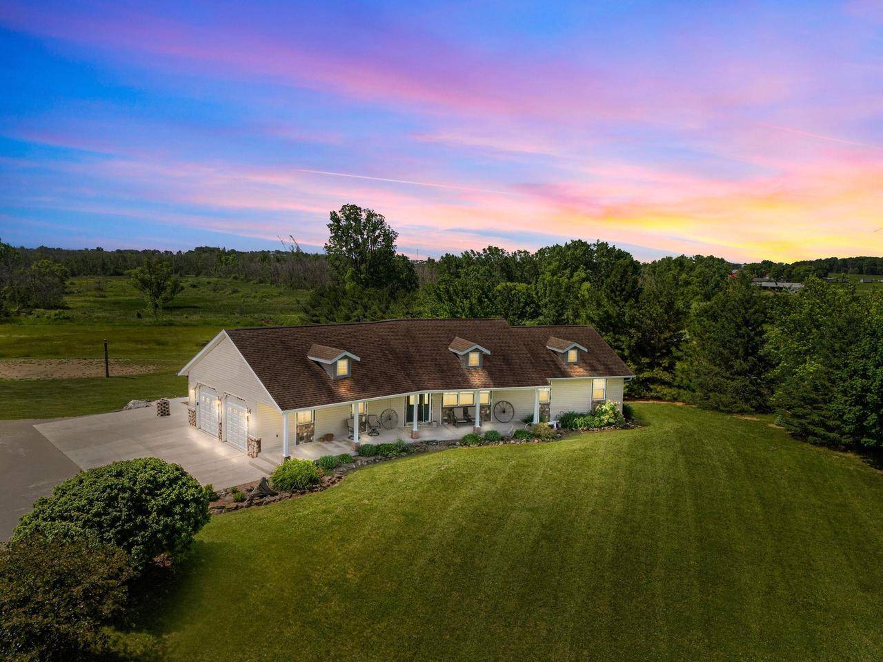 Chilton, WI 53014,W3161 JULIANNA COURT