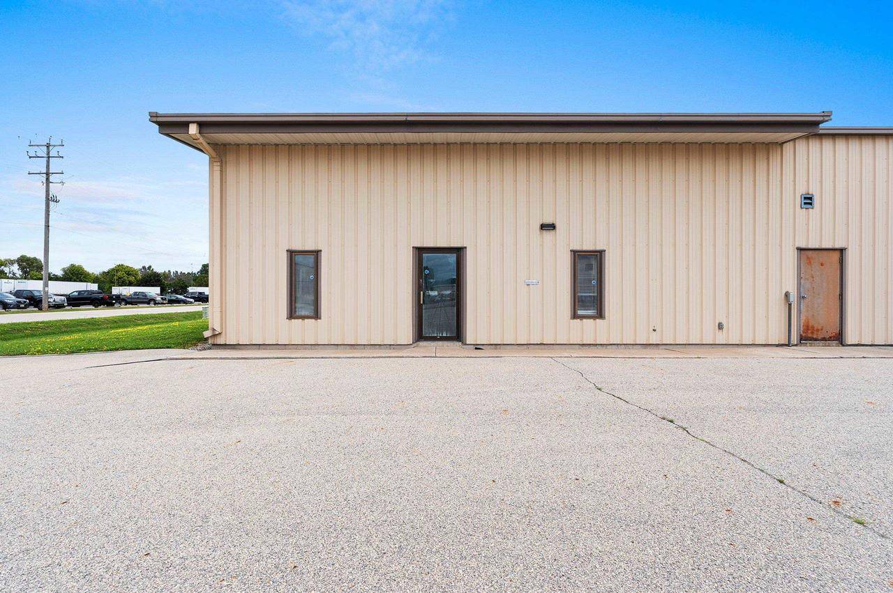 Neenah, WI 54956,1373 KIMBERLY DRIVE