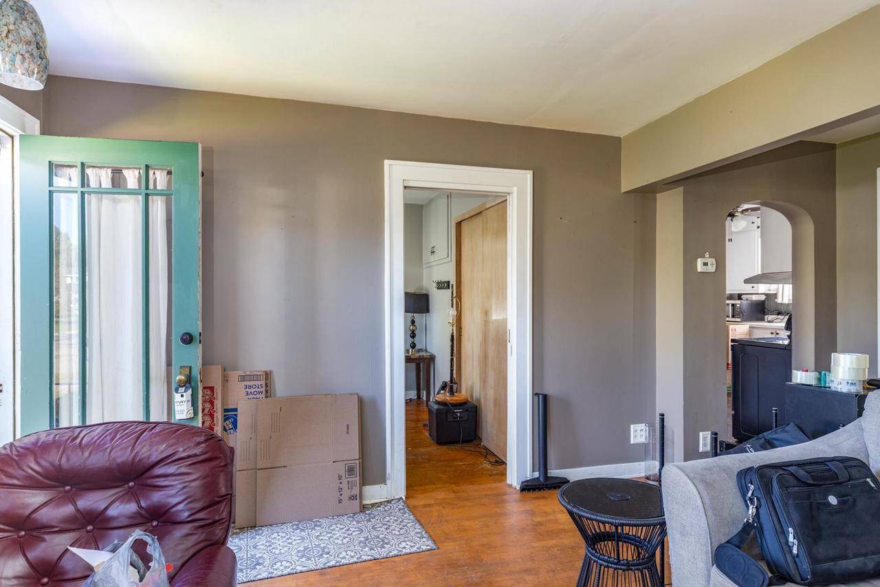 New London, WI 54961,102 E CAMERON STREET