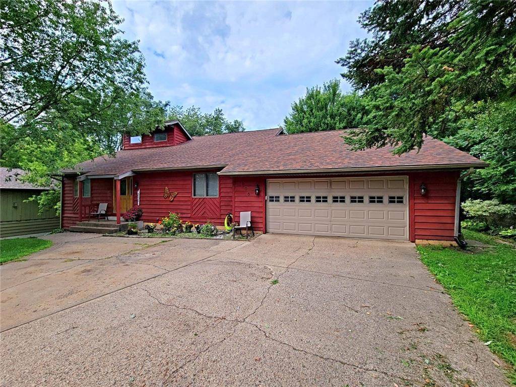Altoona, WI 54720,606 Manor Ct