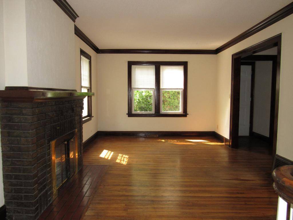 Superior, WI 54880,1910 Cumming Ave