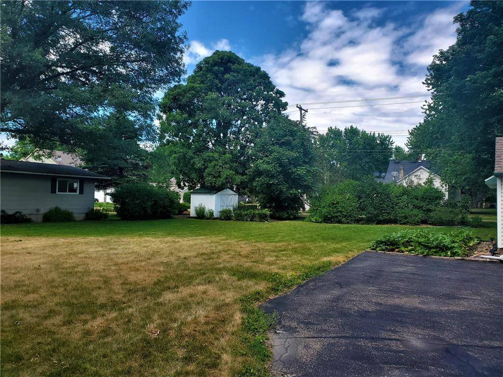 Prescott, WI 54021,388 Dakota St