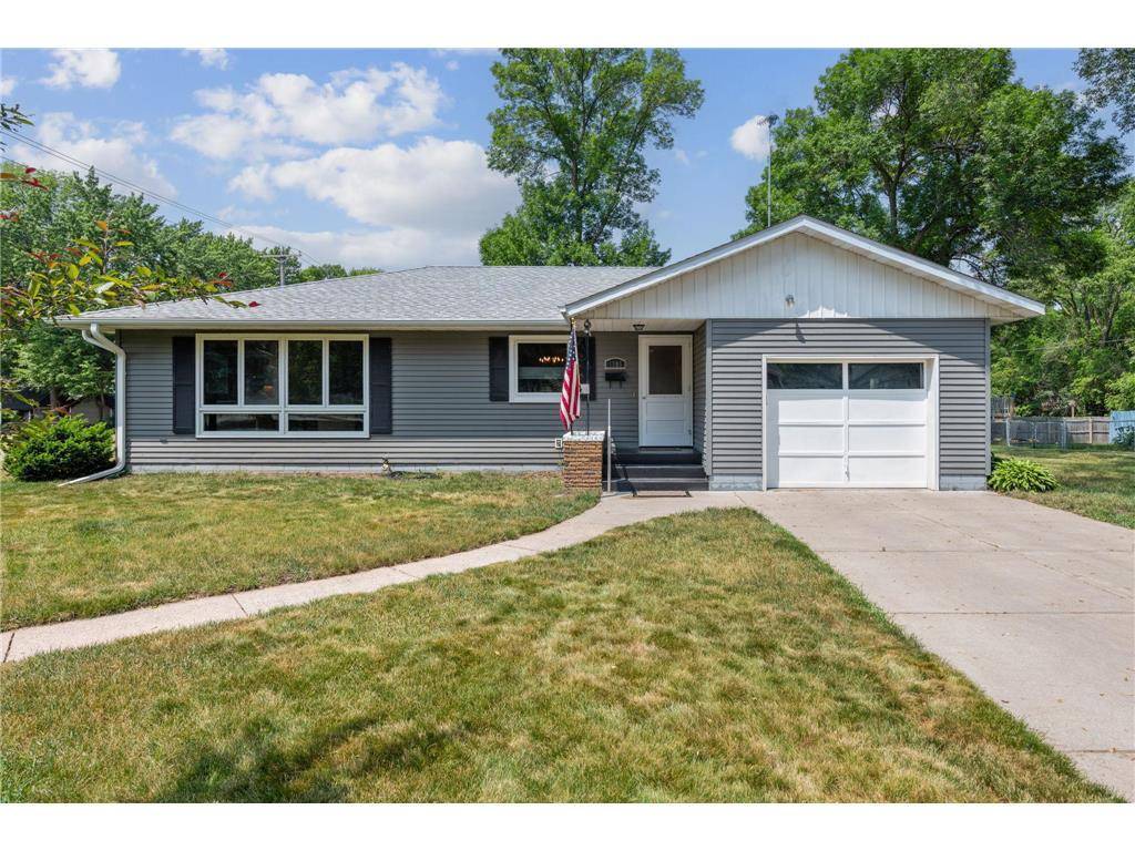 Hudson, WI 54016,1305 8th Street