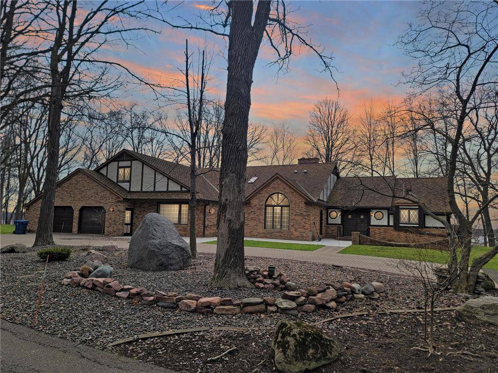 Rice Lake, WI 54868,2211 19 1/8 Avenue