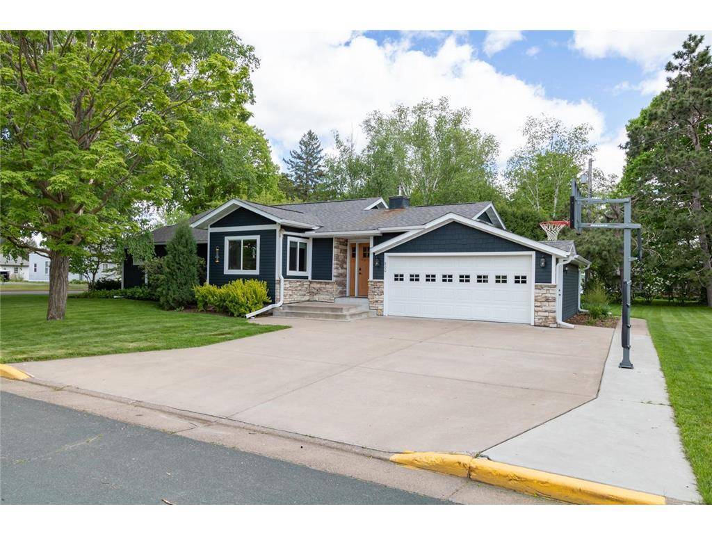 Luck, WI 54853,800 E Park Avenue