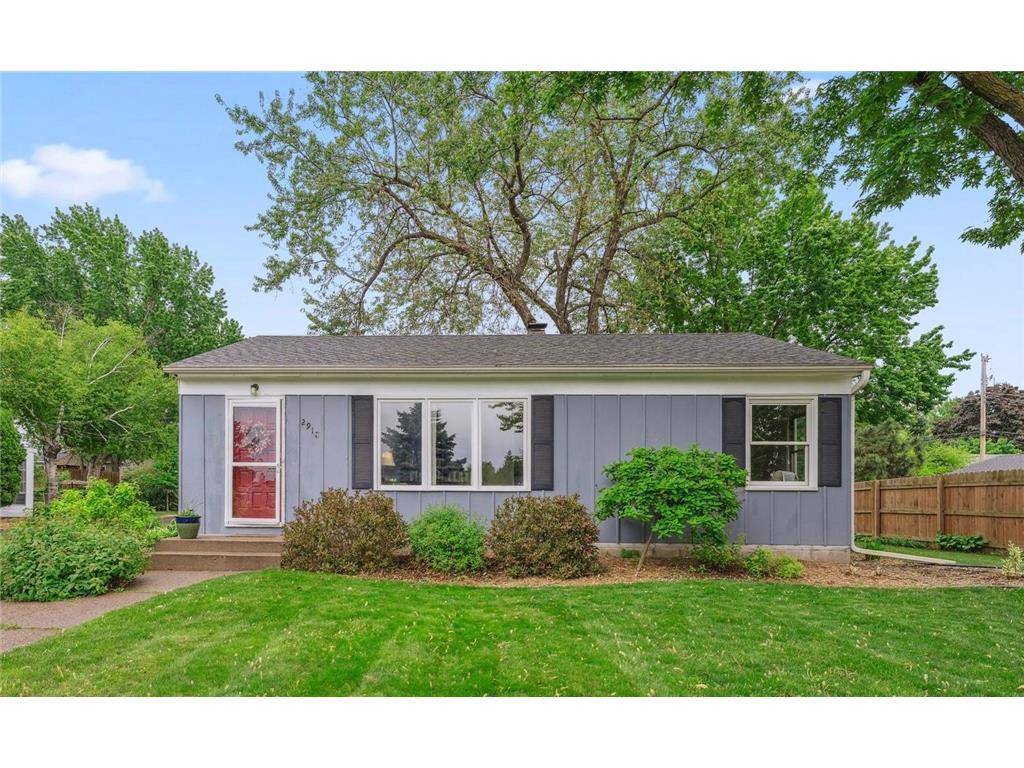 Roseville, MN 55113,2918 Asbury Street