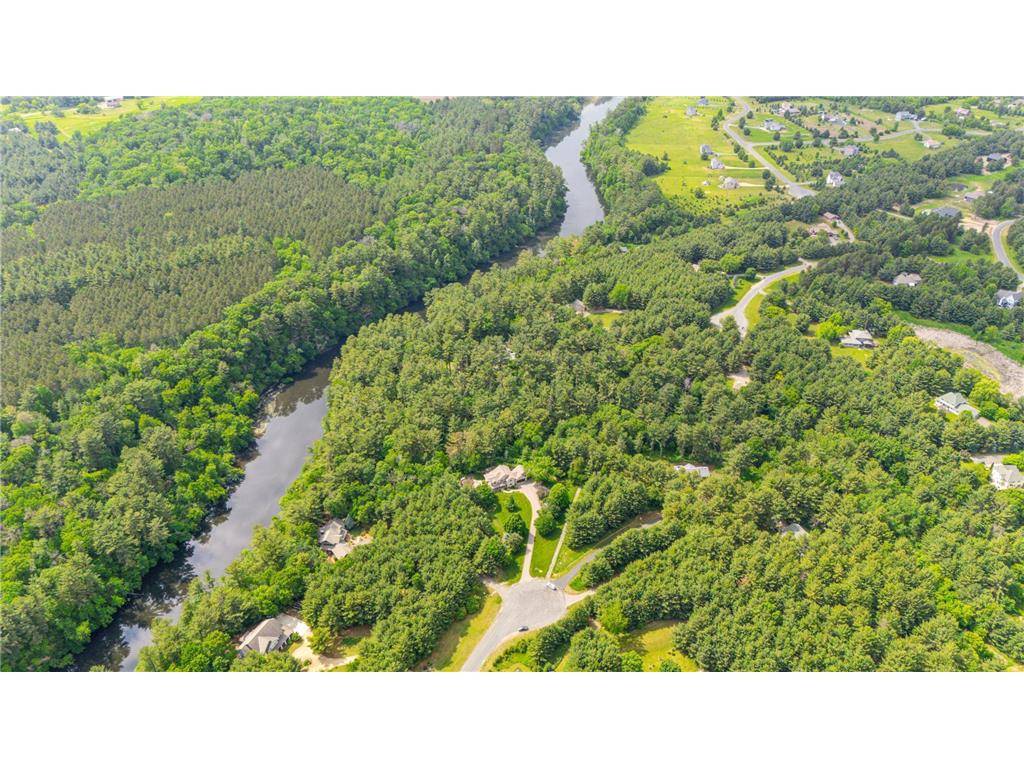 Somerset, WI 54025,1946 62nd Street