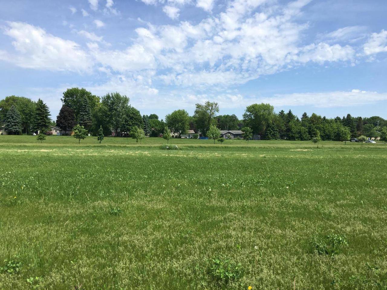 Ripon, WI 54971,Lt38 VILLAGE LANE