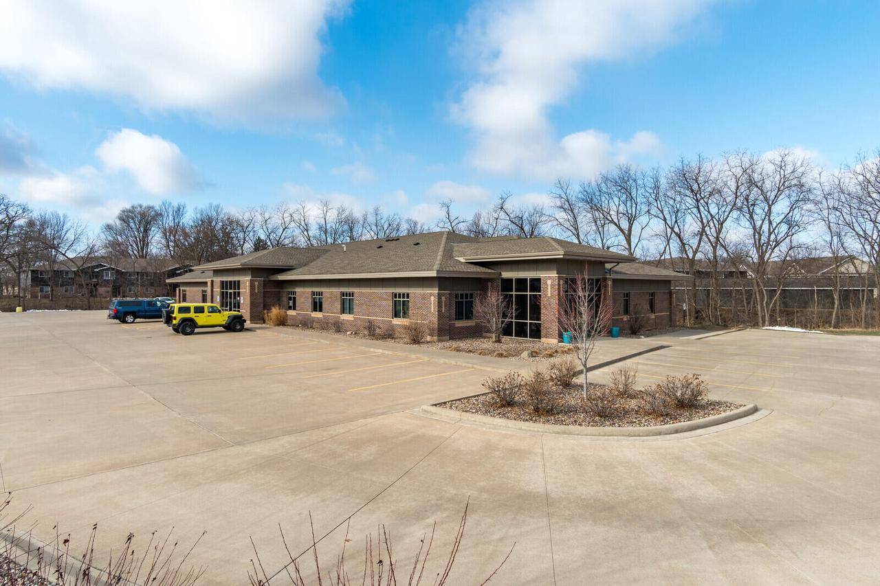 Holmen, WI 54636,814 Main STREET S #B & D