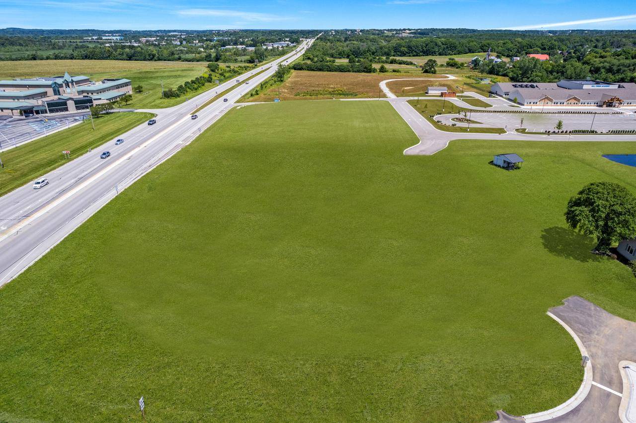 Waukesha, WI 53189,Lt2 LAWNSDALE ROAD