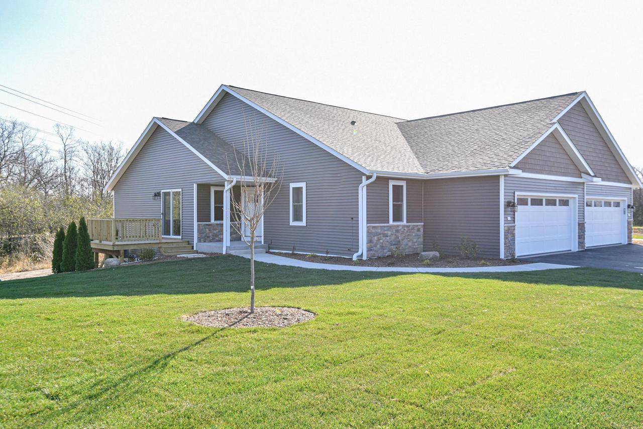 Waterford, WI 53185,313 N Trailview CIRCLE #34